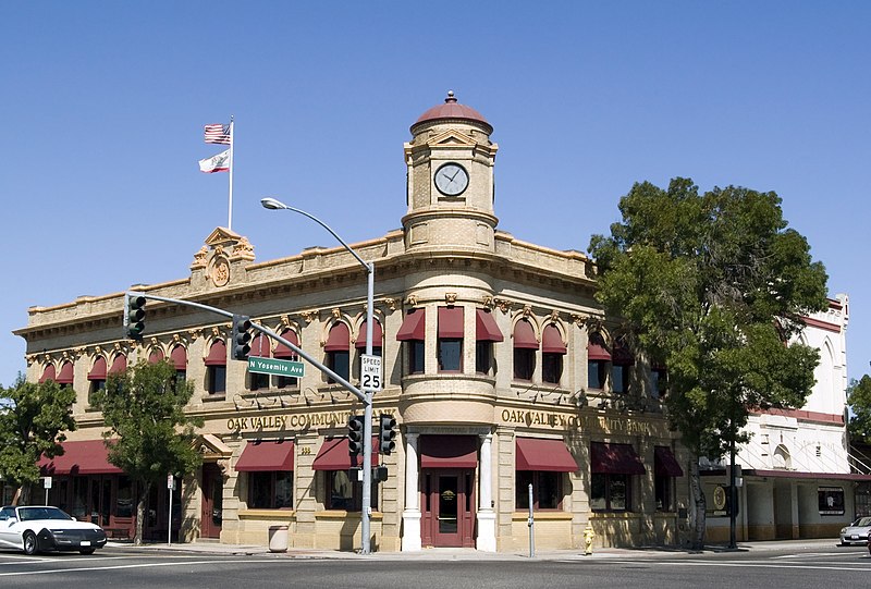 First_national_bank_of_oakdale